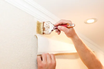 Pose de papier peint à la Belliole — revêtements muraux et toiles de verre